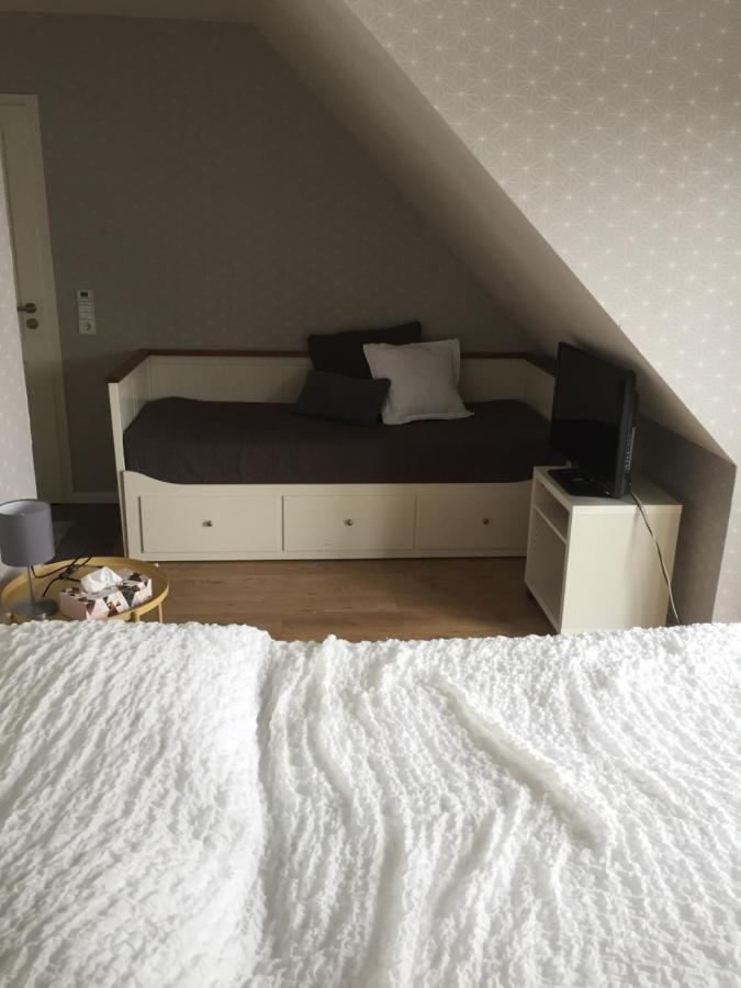 Familienfreundliche Ferienwohnung Am See Sömmerda Exteriör bild